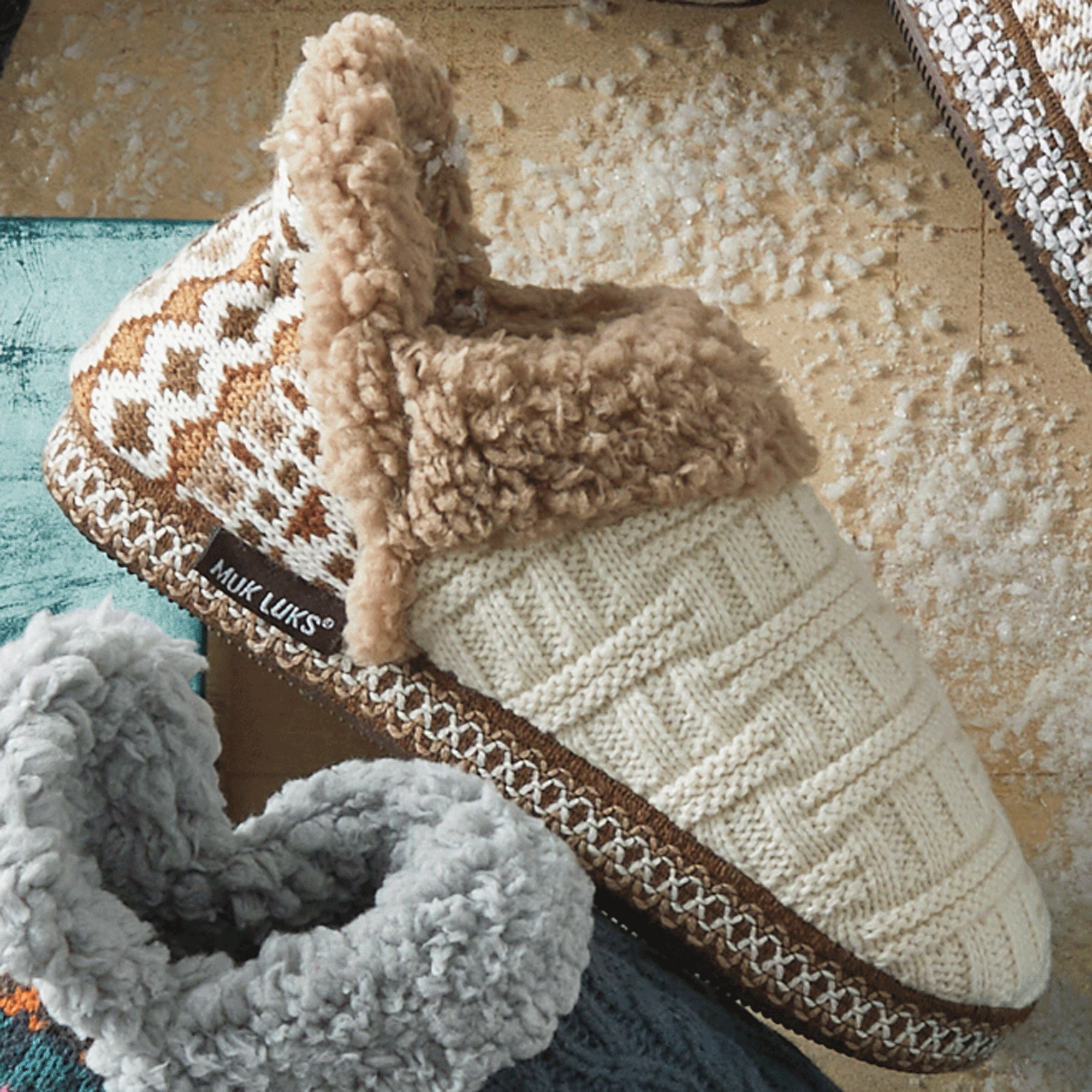 MUK LUKS Women's Magdalena Slipper