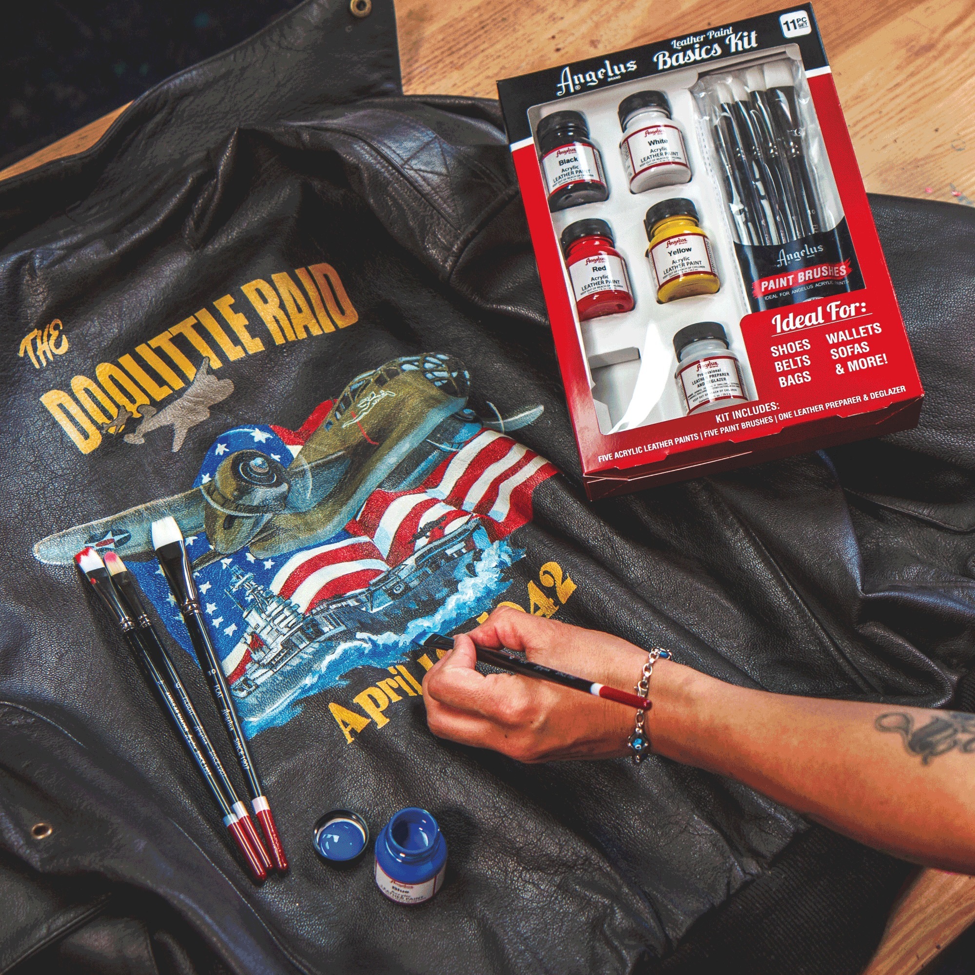 Angelus 11-Piece Acrylic Leather Paint Basics Kit 7 Angelus 11-Piece Acrylic Leather Paint Basics Kit