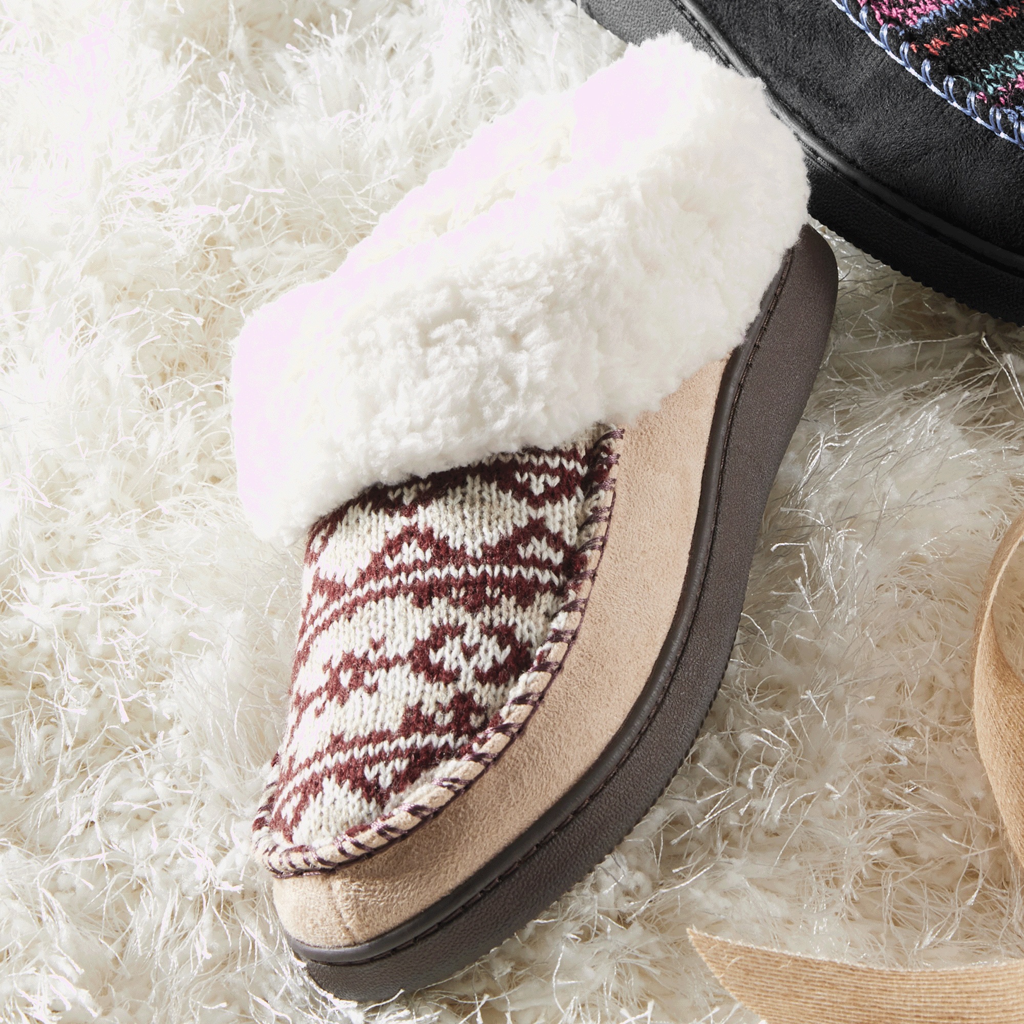MUK LUKS Minerva Slipper