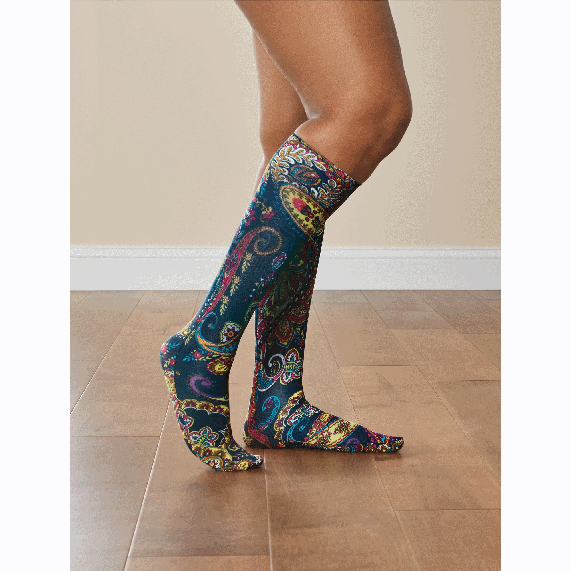 Celeste Stein Stylish and Latex-Free Mild Compression Socks - 8â?5mmHg