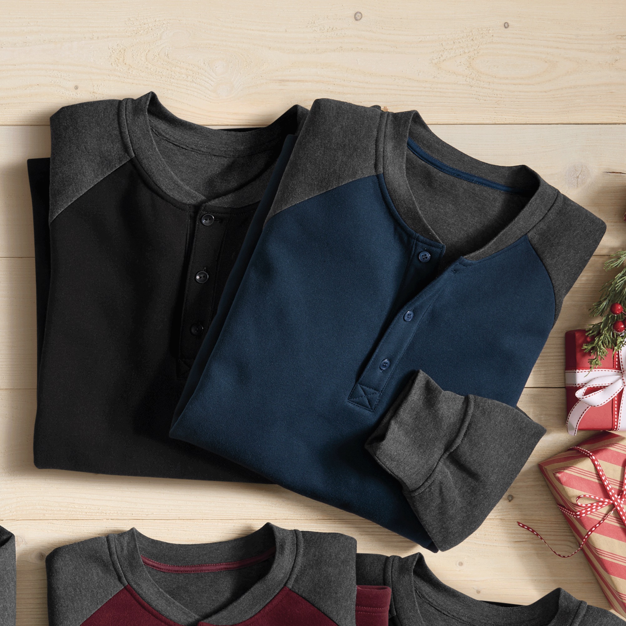 2-Pack Men's Fleece Raglan Henley Shirt in Sweatshirt Fabric with Long Sleeves