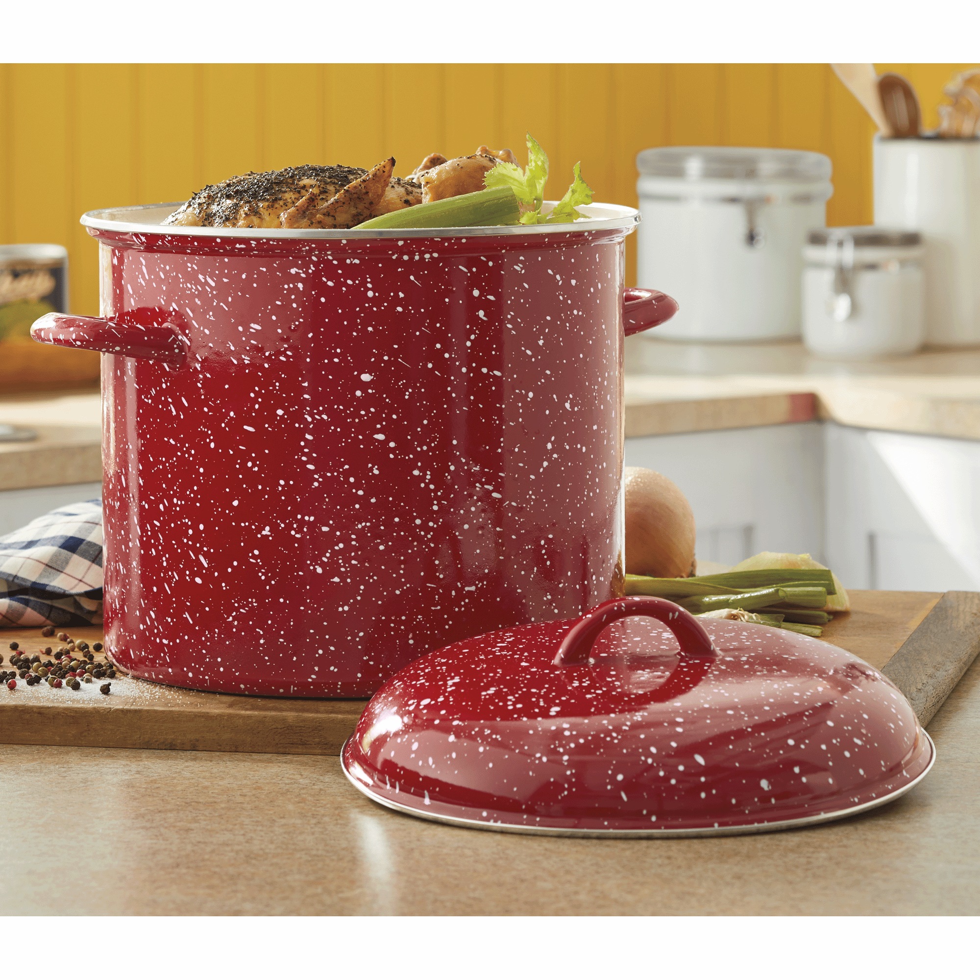 12-Quart Enameled Steel Stockpot & Lid with Speckled Finish