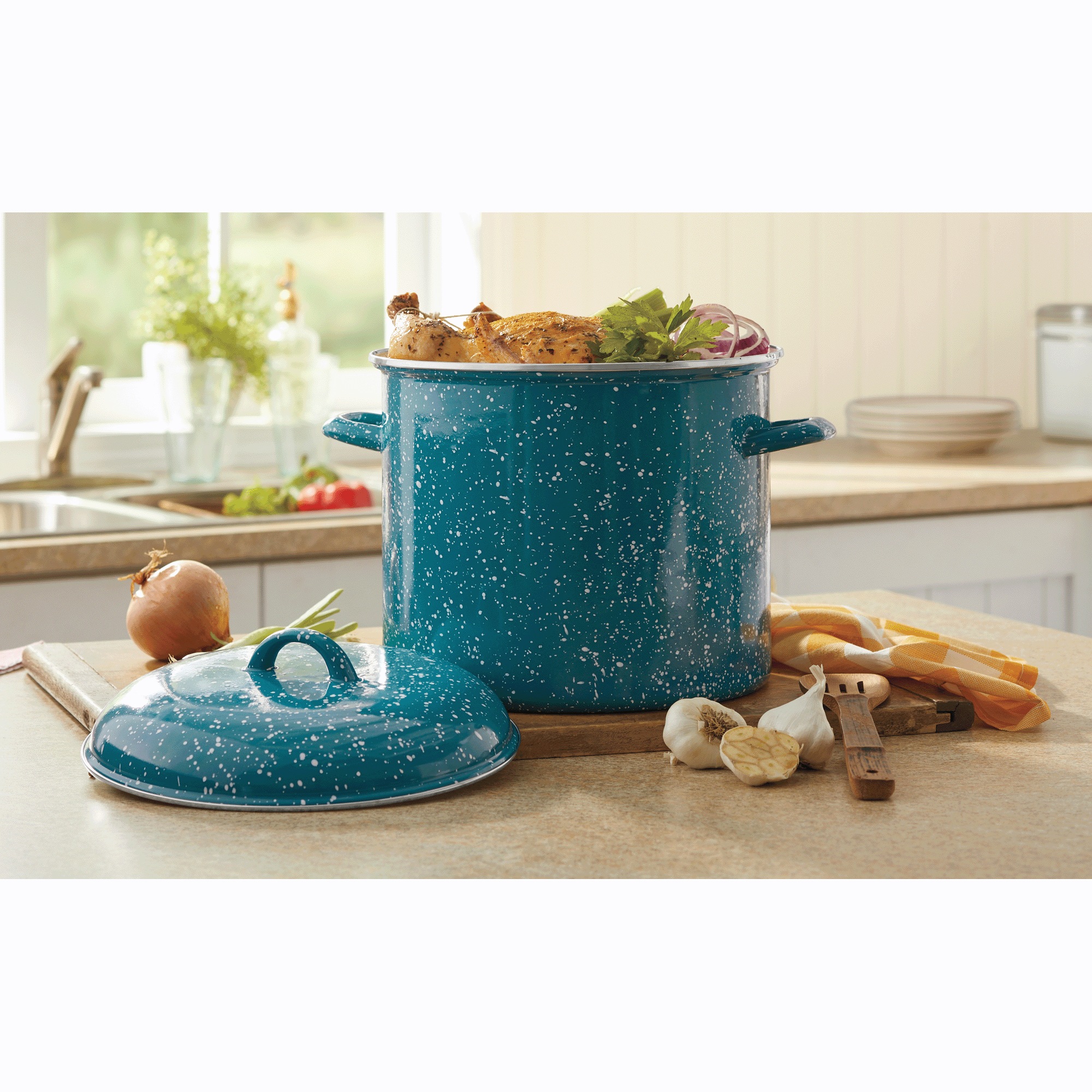 12-Quart Enameled Steel Stockpot & Lid with Speckled Finish