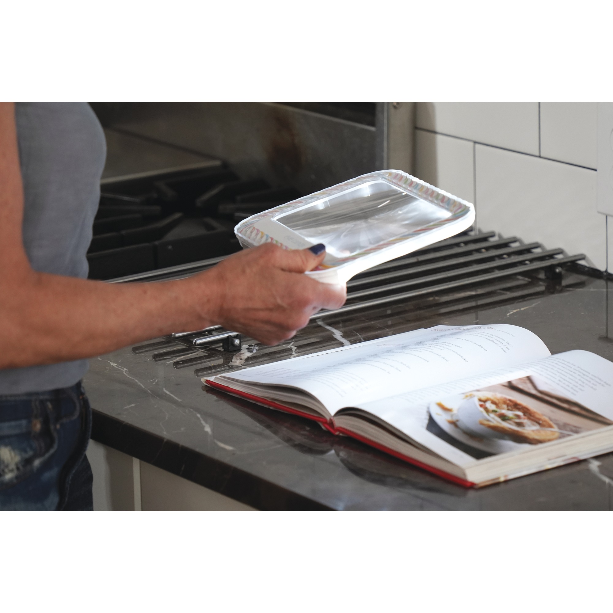 Eye Candy LED Lighted Magnifier 7 Eye Candy LED Lighted Magnifier