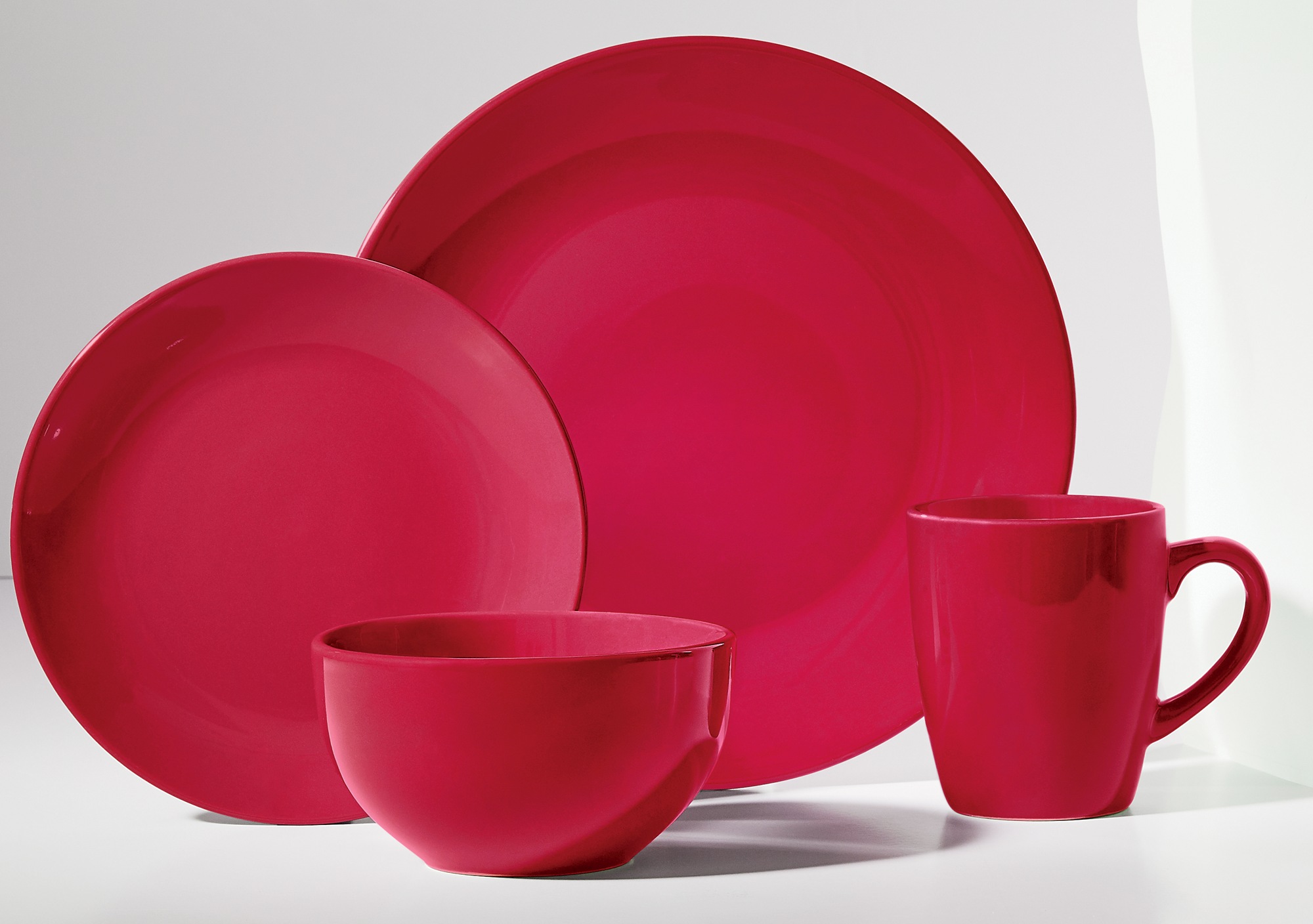 16-Piece Round Dinnerware Set