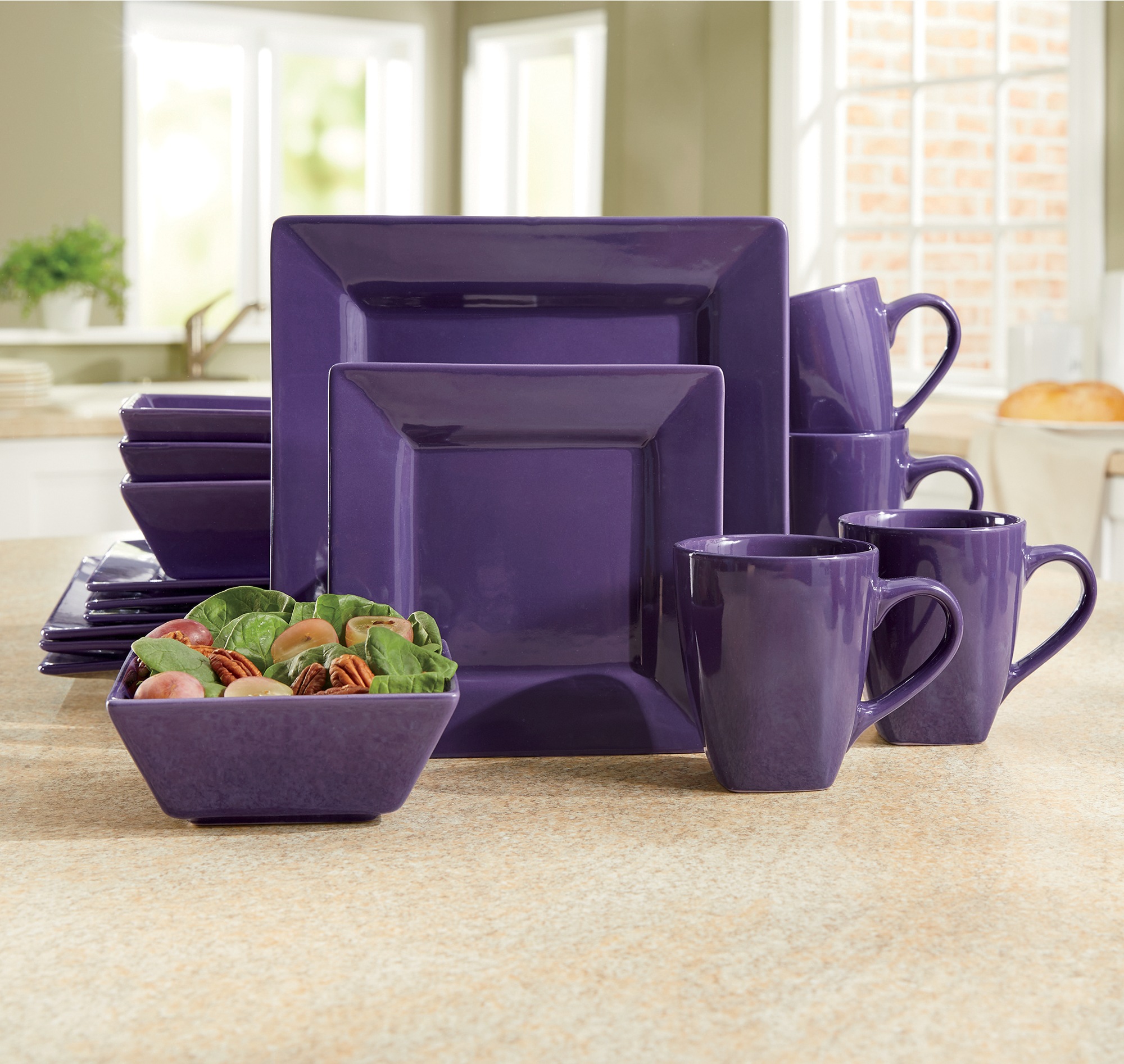 16-Piece Modern Square Dinnerware Set in Solid Colors 11 16-Piece Modern Square Dinnerware Set in Solid Colors