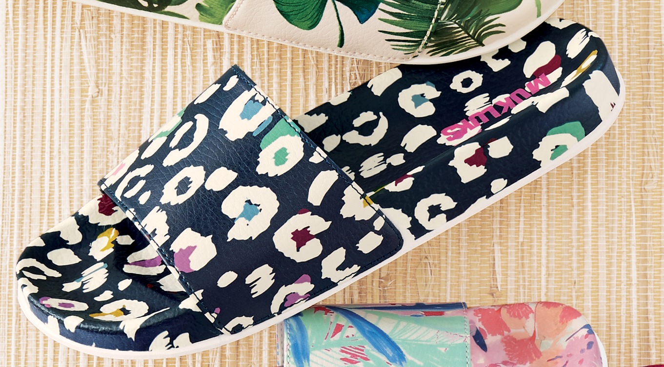 MUK LUKS Pool Party Printed Slide