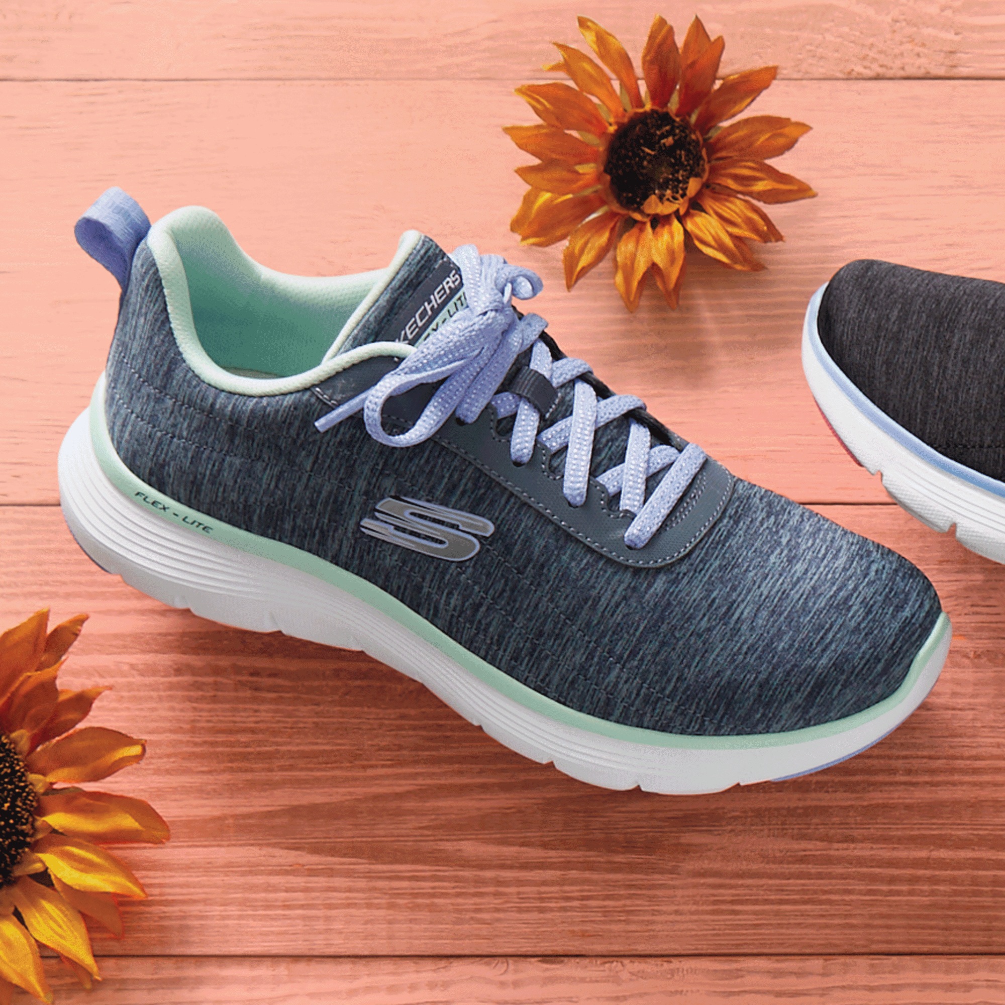 Skechers Women's Flex Appeal 5.0 Modern Times Lace-Up