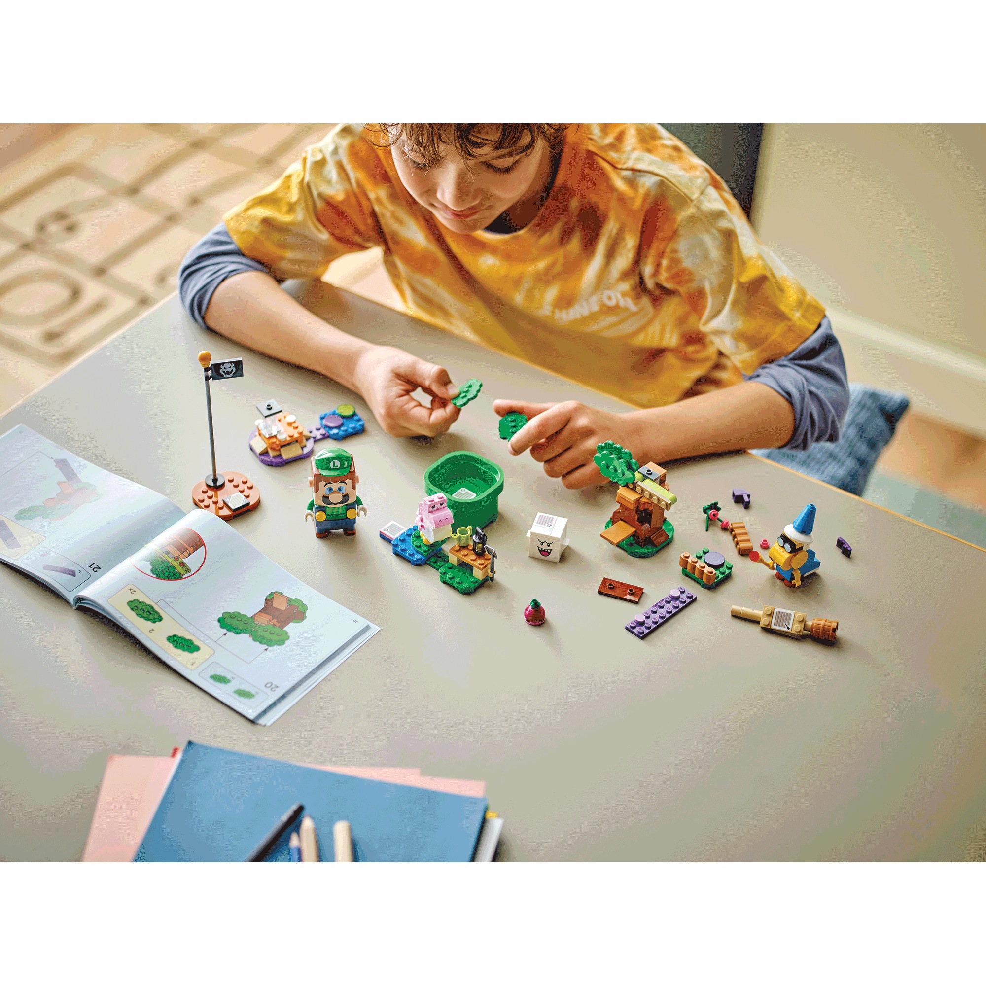 LEGO Adventures with Interactive LEGO Luigi 5 LEGO Adventures with Interactive LEGO Luigi