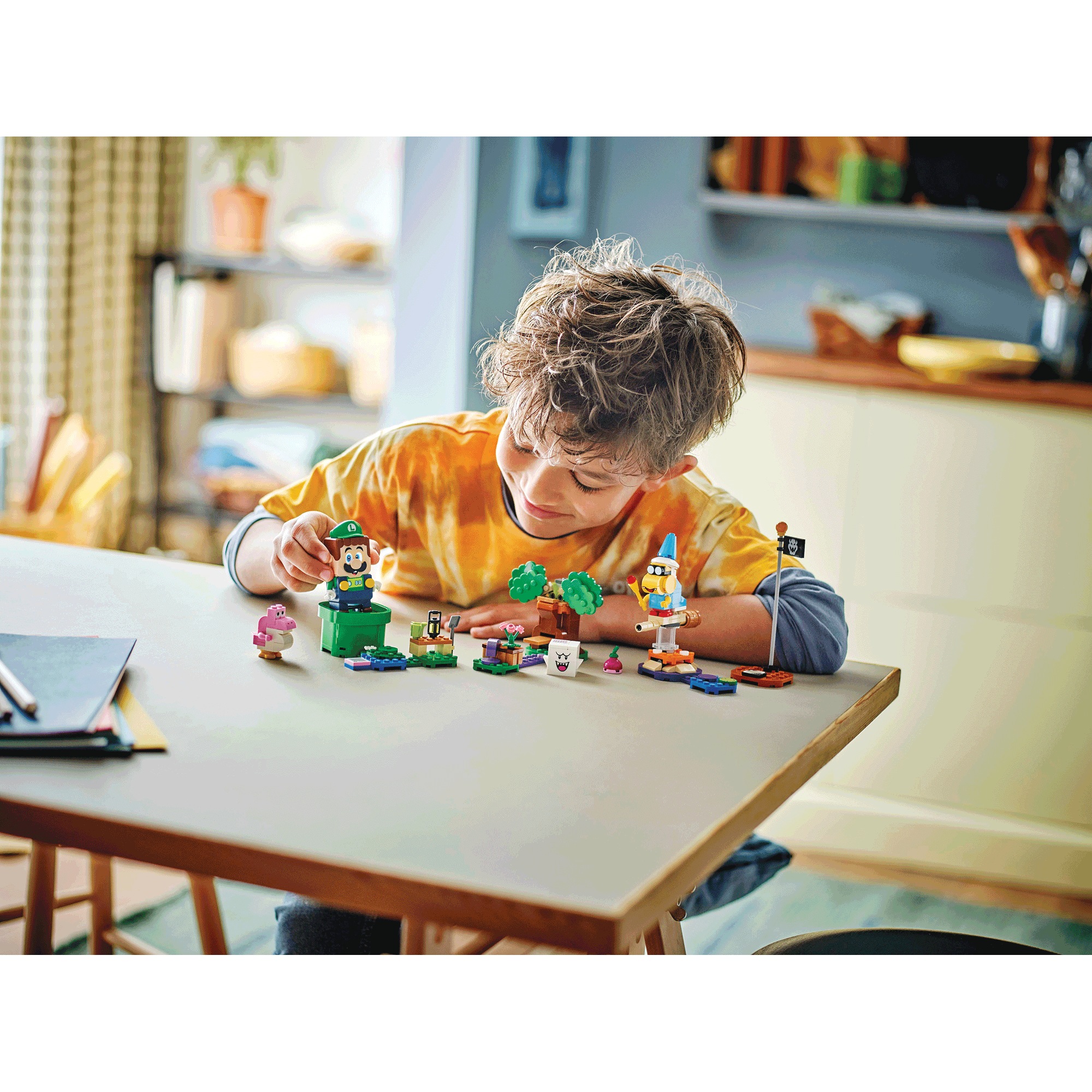 LEGO Adventures with Interactive LEGO Luigi 7 LEGO Adventures with Interactive LEGO Luigi