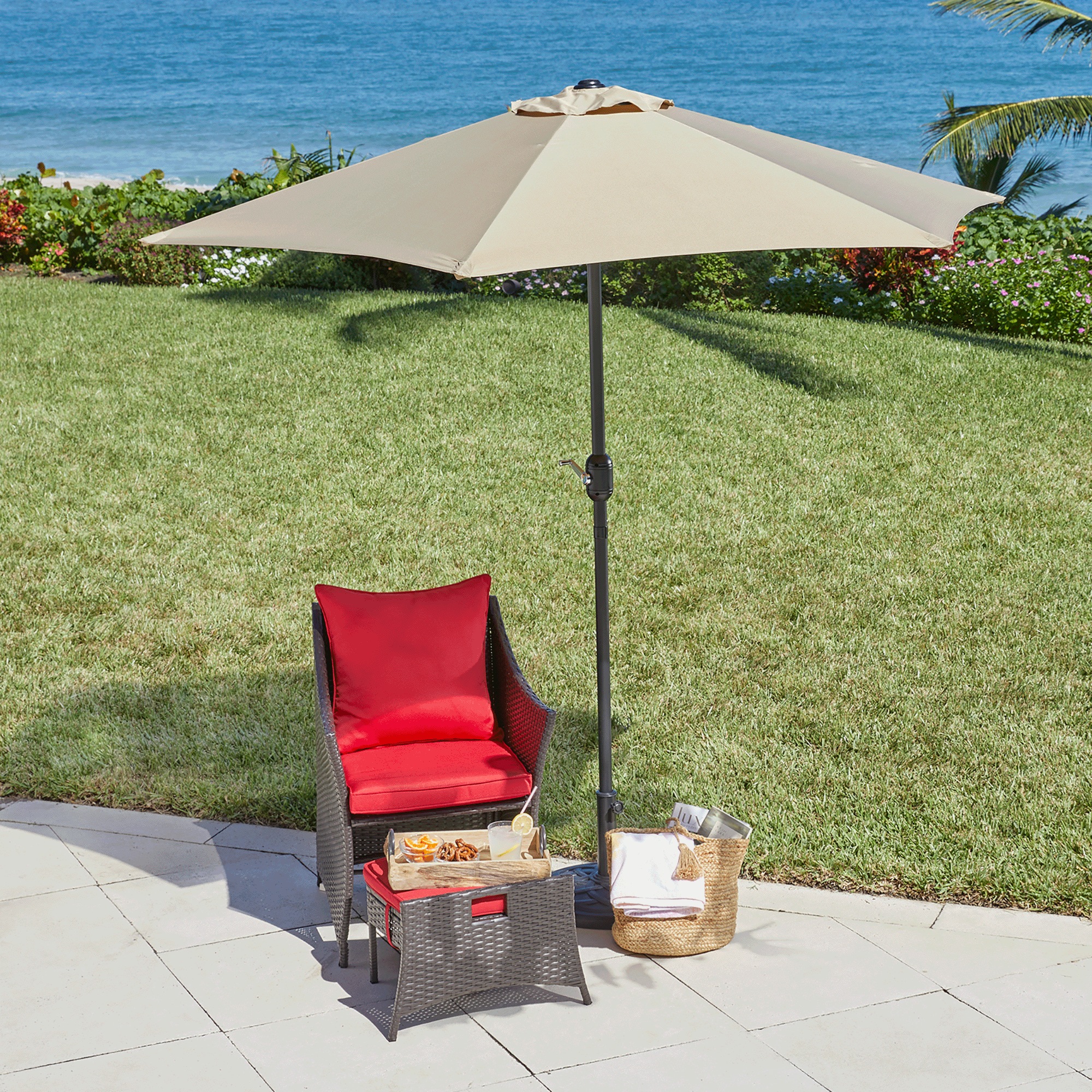 8' Umbrella 6 8' Umbrella