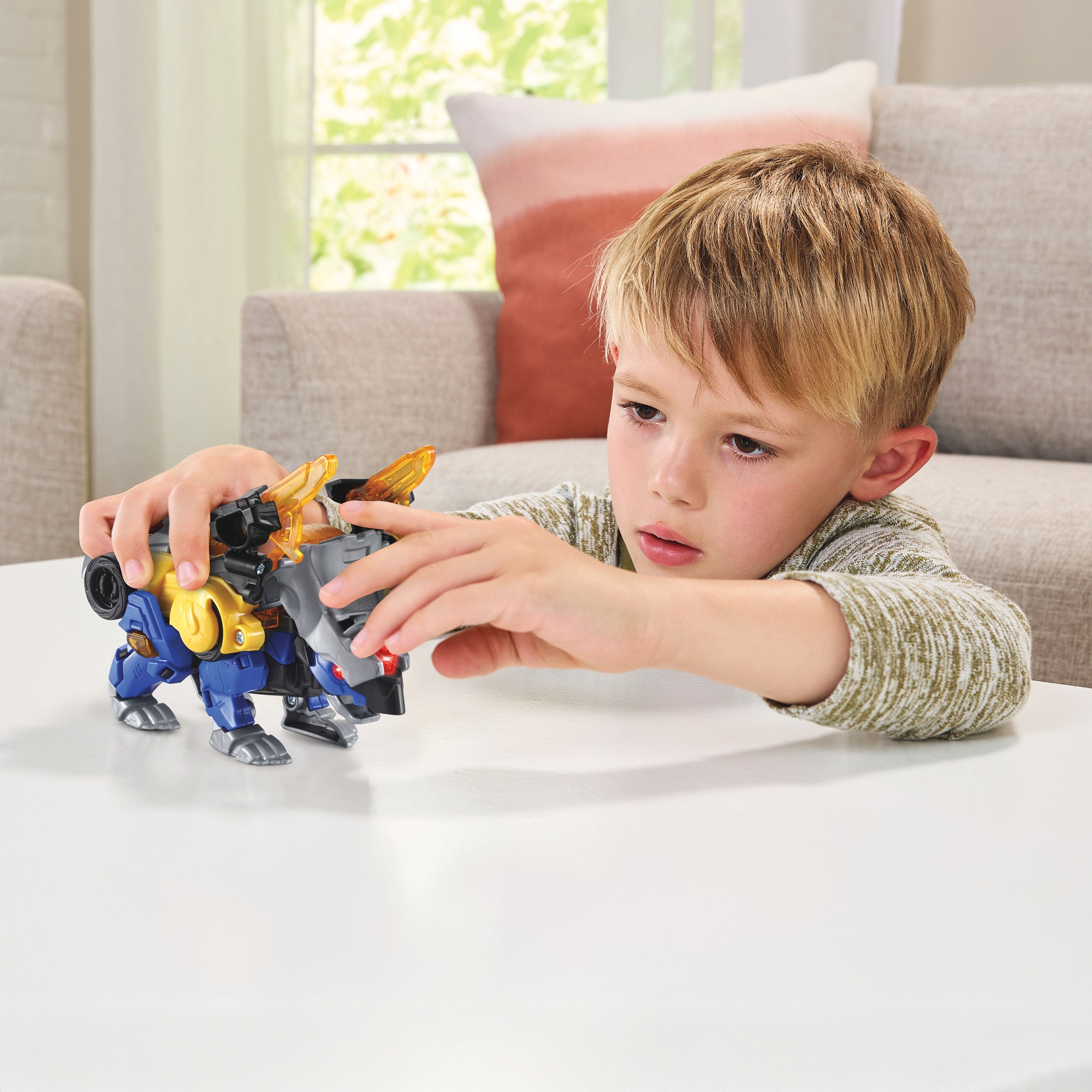 VTech Switch & Go Boost Titan The Triceratops 9 VTech Switch & Go Boost Titan The Triceratops