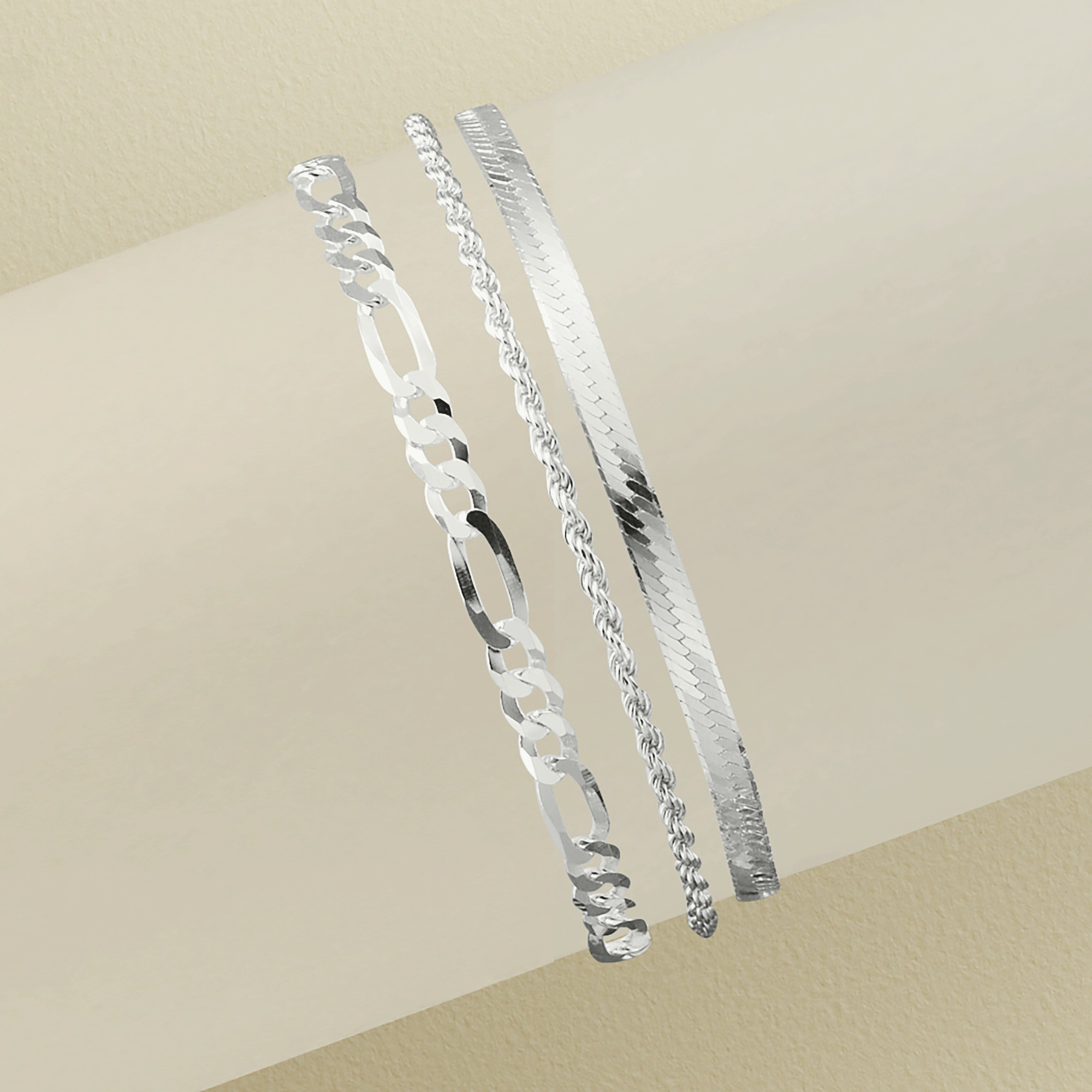 3-Piece Chain Bracelet Set 3 3-Piece Chain Bracelet Set