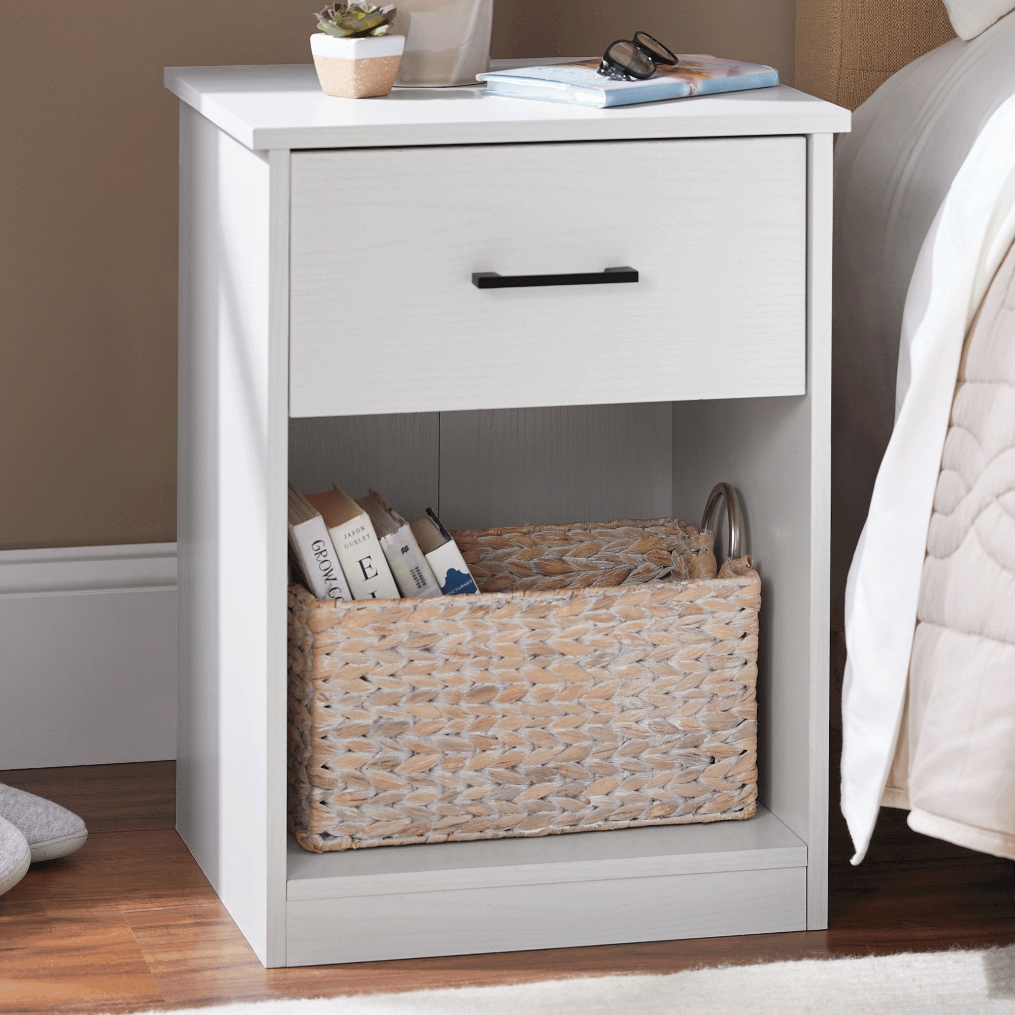 Pearson Nightstand