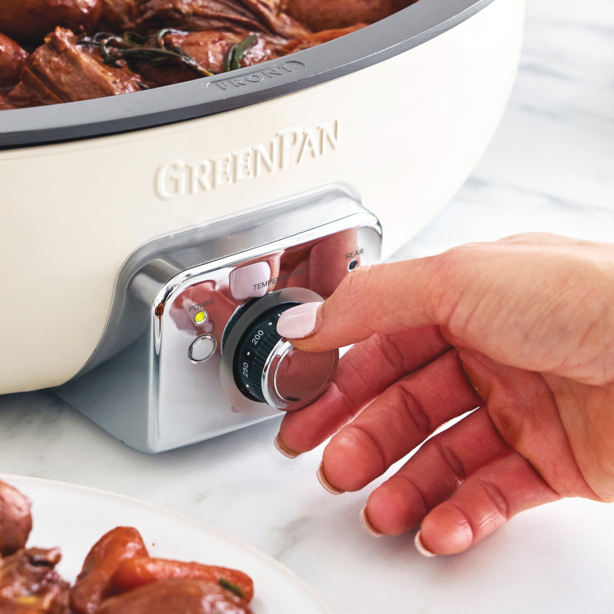 Green Pan Elite 5.5-Quart Oval Electric Skillet 3 Green Pan Elite 5.5-Quart Oval Electric Skillet