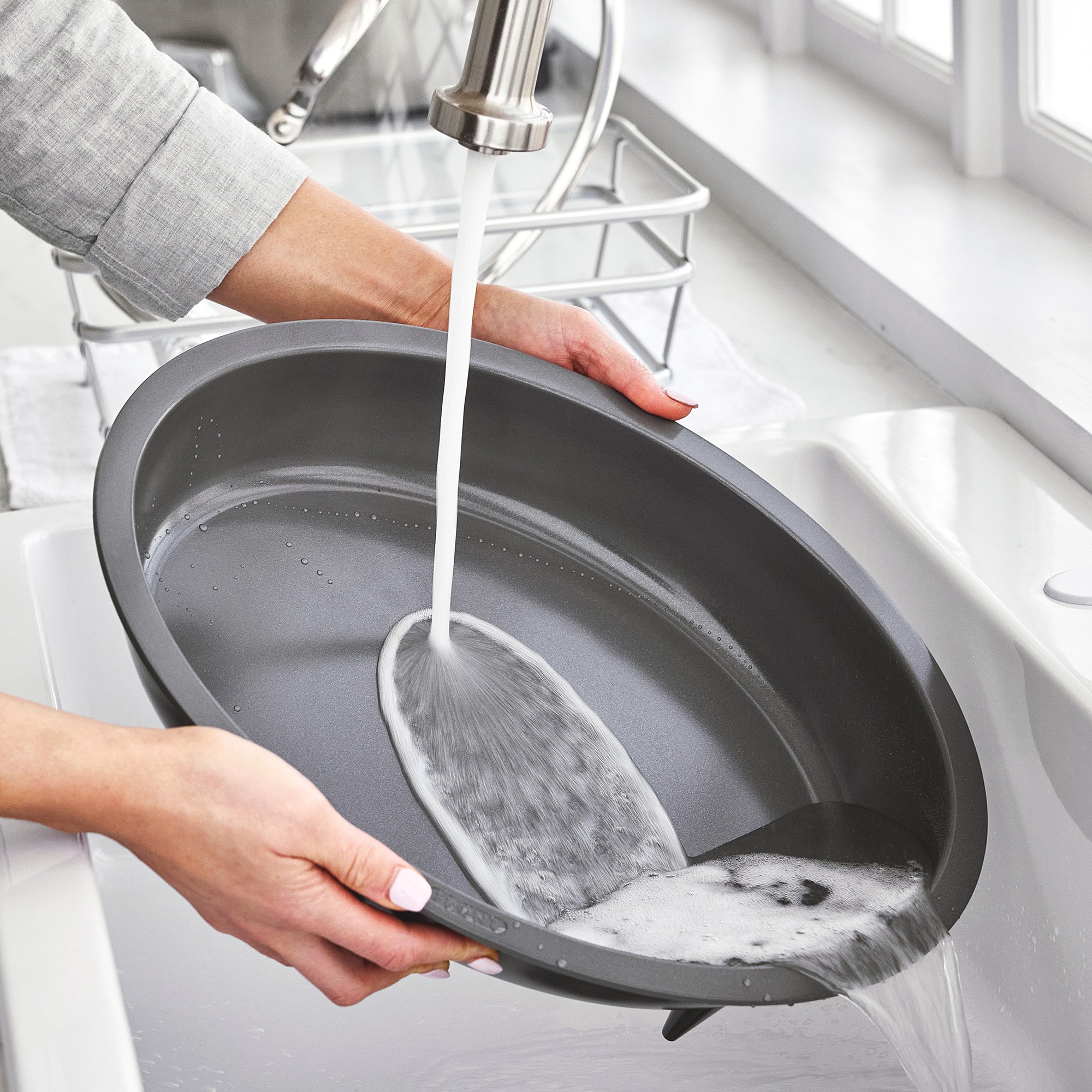 Green Pan Elite 5.5-Quart Oval Electric Skillet 5 Green Pan Elite 5.5-Quart Oval Electric Skillet