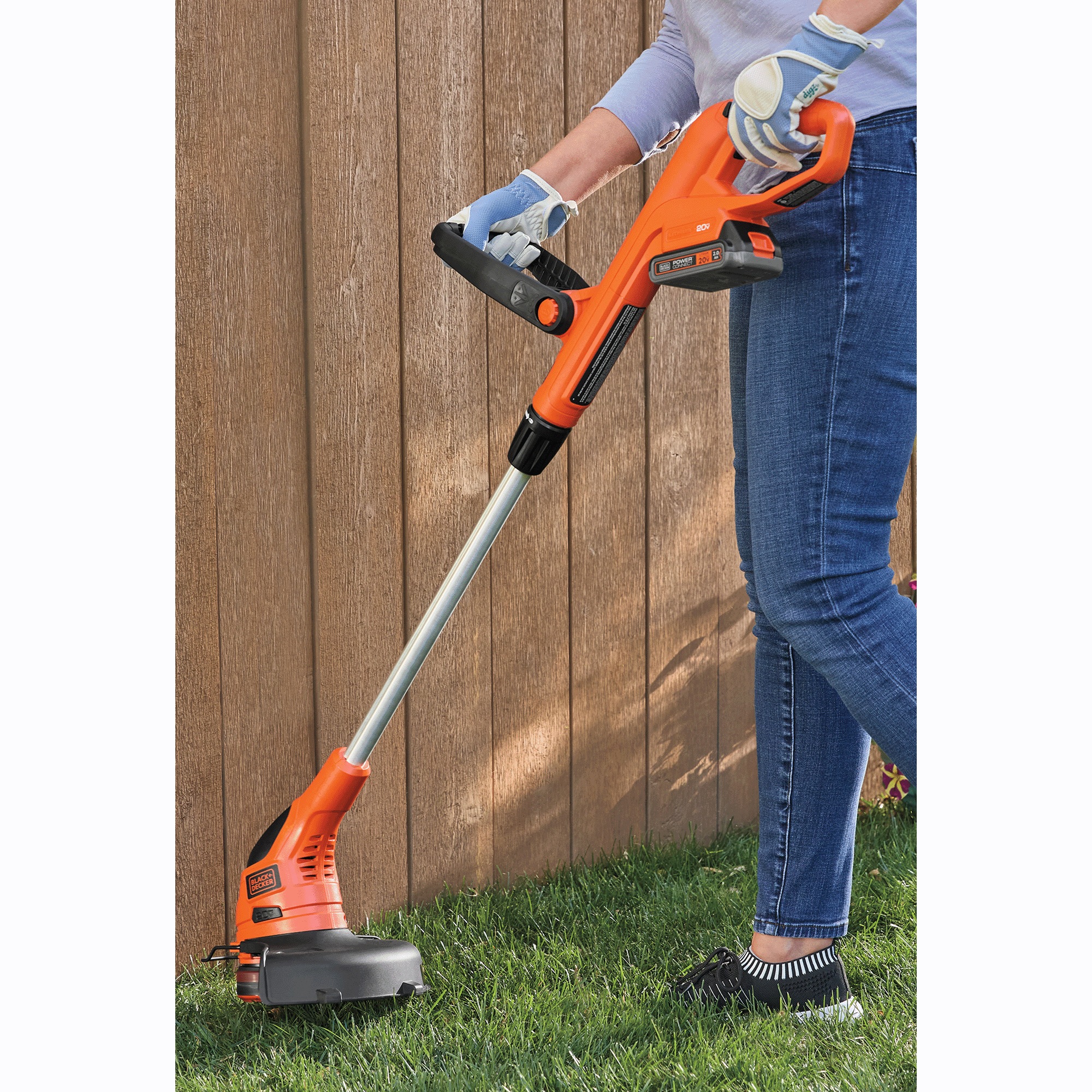 BLACK+DECKER 20V 3-in-1 Cordless Mower/Trimmer 6 BLACK+DECKER 20V 3-in-1 Cordless Mower/Trimmer