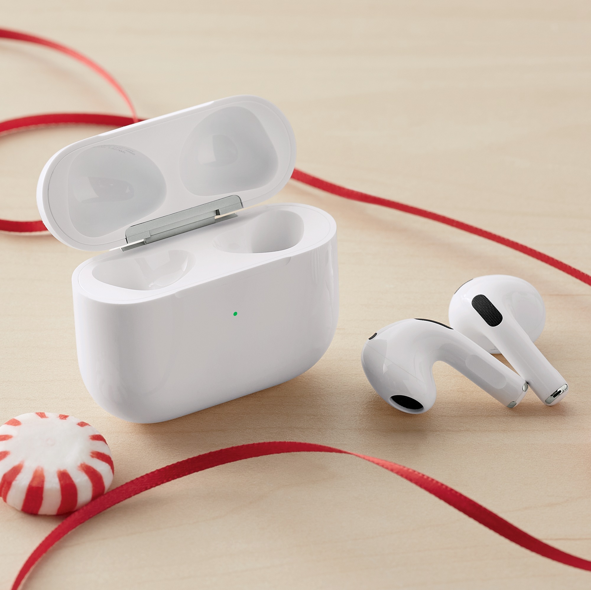 Apple AirPods (3rd Generation)
