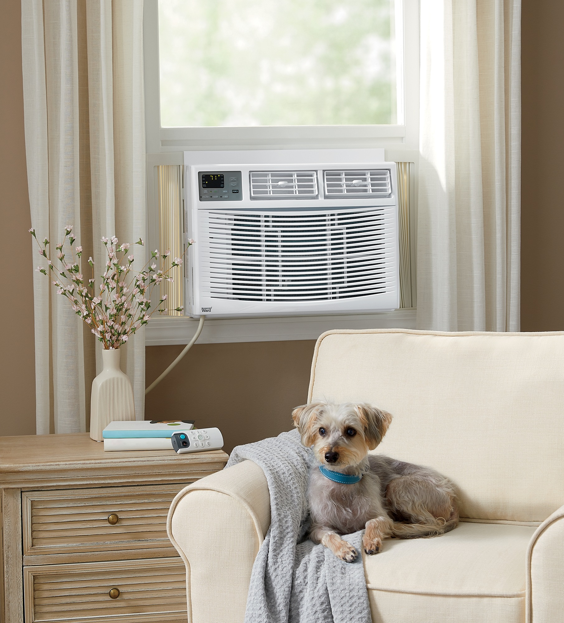6,000 BTU Window Air Conditioner by Montgomery Ward