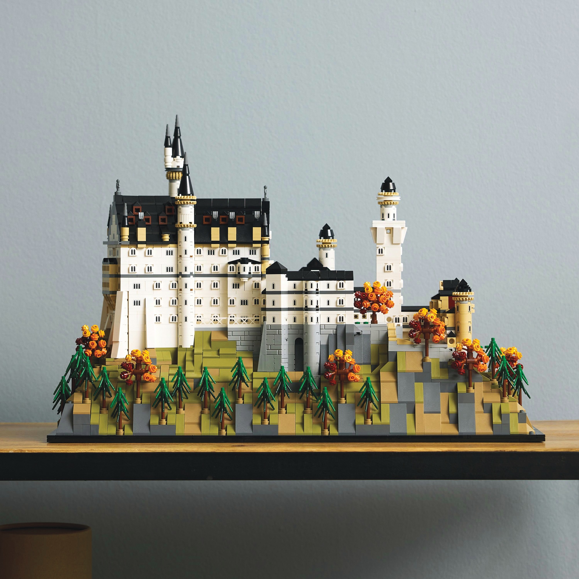 LEGO Architecture Neuschwanstein Castle