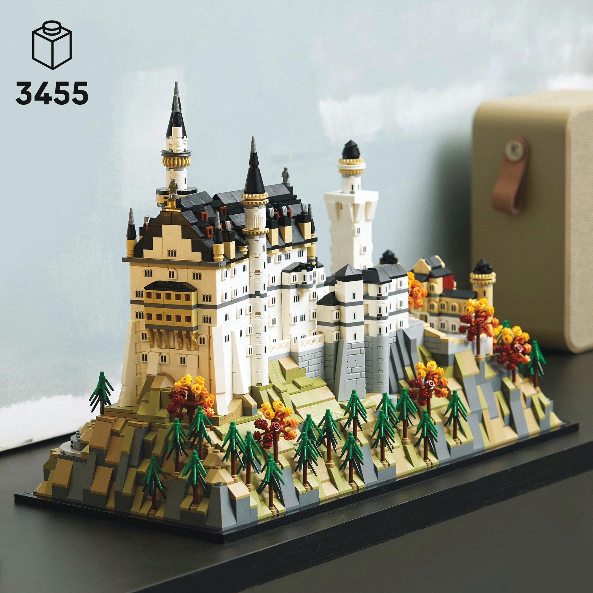 LEGO Architecture Neuschwanstein Castle 3 LEGO Architecture Neuschwanstein Castle