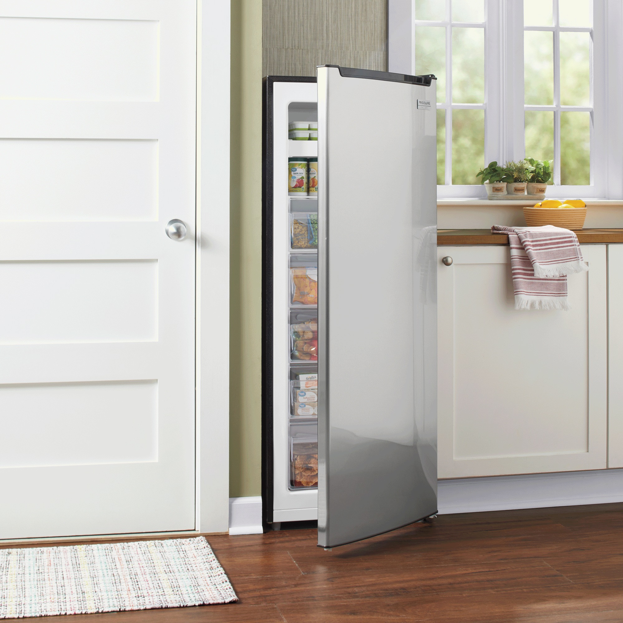 Frigidaire Convertible 2-in-1 Fridge/Freezer