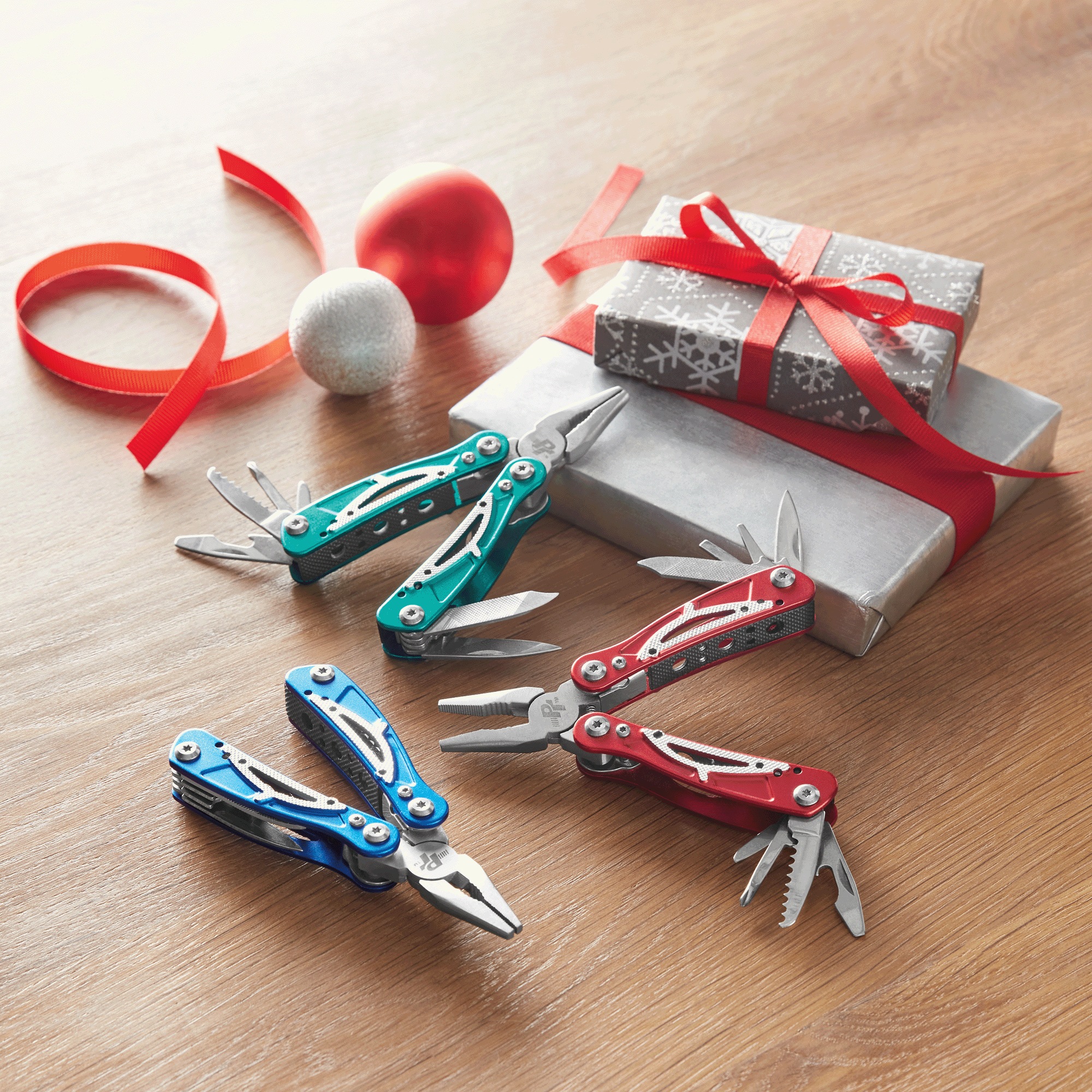 Performance Tools 12-in-1 Mini Multi Tool