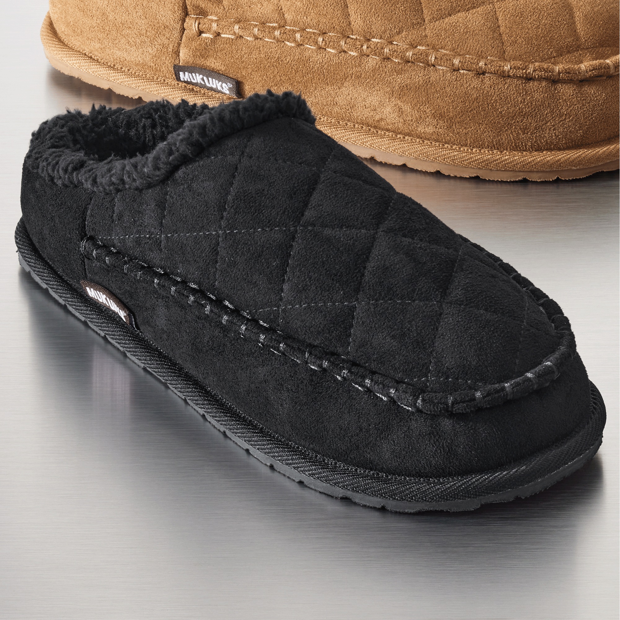 MUK LUKS Men's Pieced Scuff