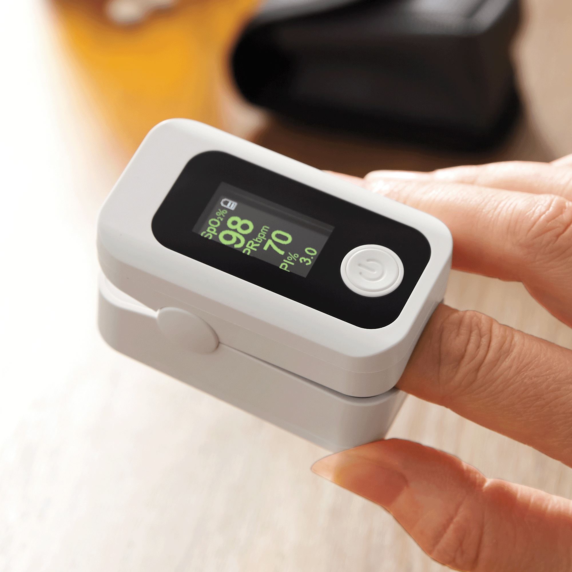 Color-Coded Oxygen Level Monitor