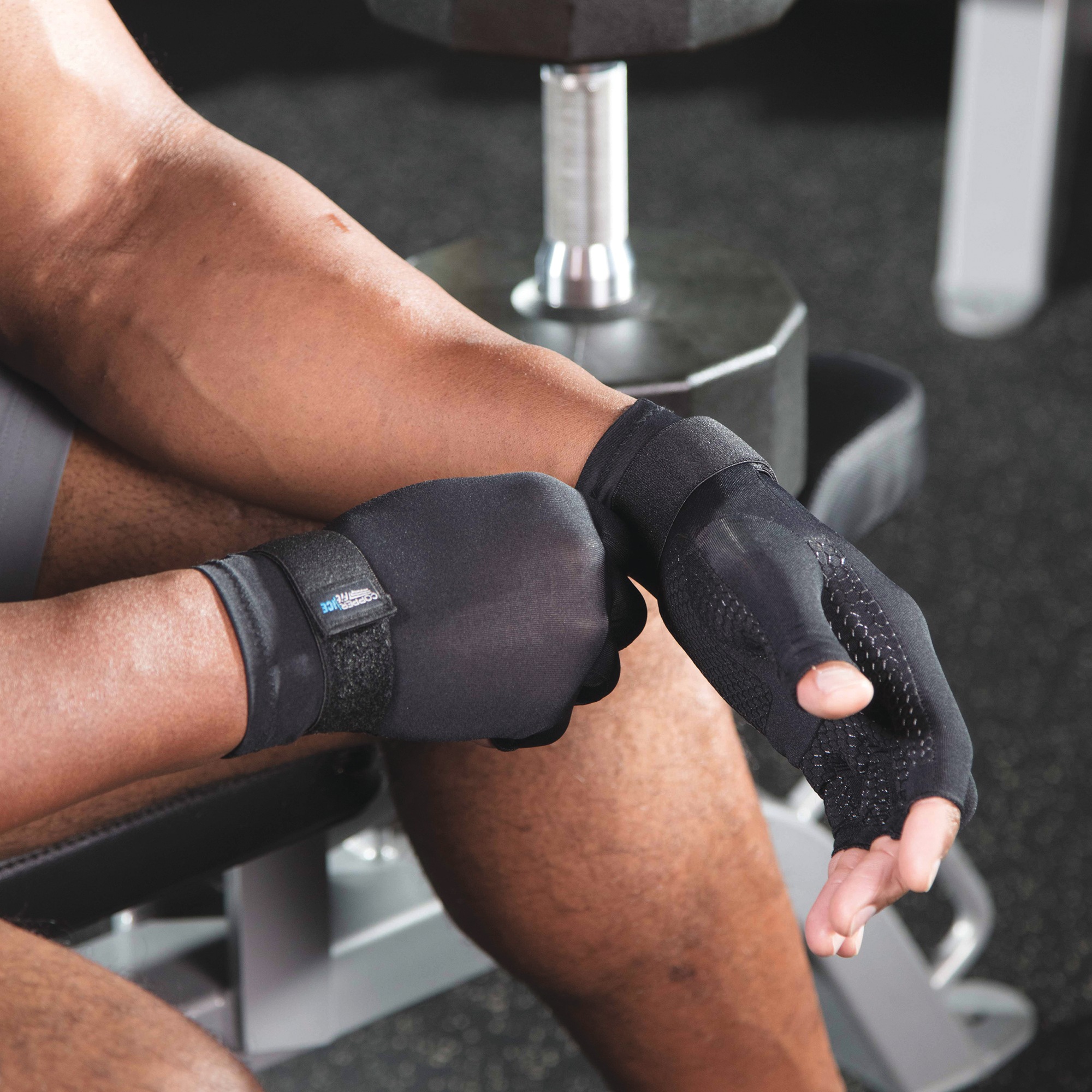 Copper Fit Ice Compression Gloves 5 Copper Fit Ice Compression Gloves